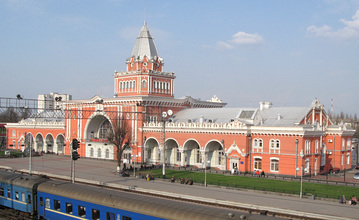 Tšernihivin rautatieasema. Kuva: Leonid Andronov. Wikimedia Commons. CC BY 3.0.