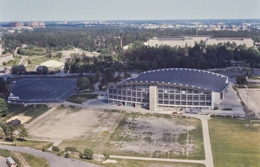 Helsingin jäähalli. 1970-luvulla. Kuva: Jalmari Aarnio. Helsingin kaupunginmuseo.