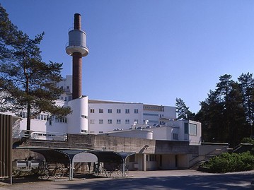 Paimion parantolan talous- ja leikkaussalisiivet. Suunnittel: Alvar Aalto. Kesä 2000. Kuva: Soile Tirilä. Museovirasto. CC BY 4.0.