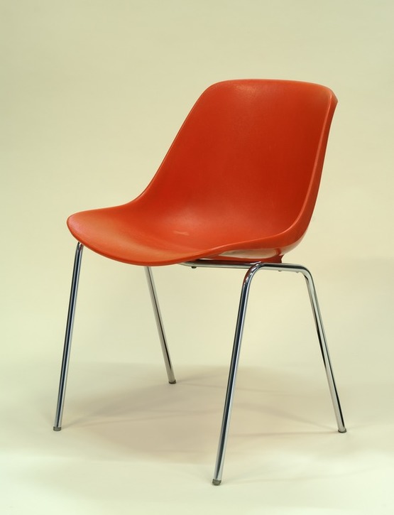 Eero Aarnion suunnittelema Polaris-tuoli. Kuva: Helsingin kaupunginmuseo. CC BY 4.0.