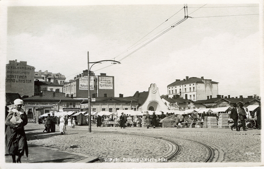 Viipurin Punaisenlähteentori 1900-luvun alussa. Kuva: Lappeenrannan museot.