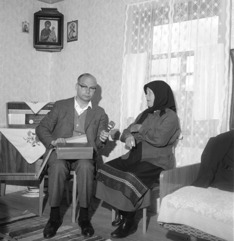 Pertti Virtaranta ja Olga Mihailovna Pimenova 1968. Kuva: Kotuksen arkisto.
