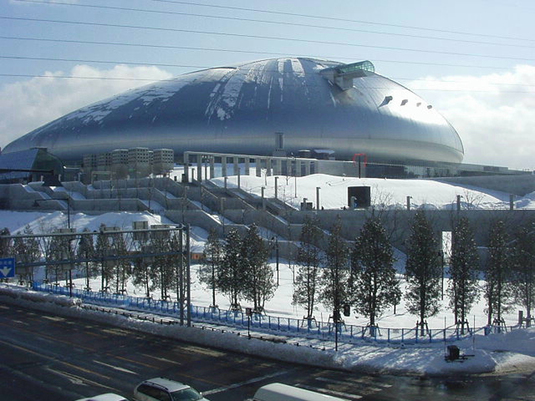 Sapporon kupolihalli. 2004. Kuva: Wikimedia Commons. CC0