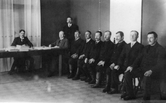 Lappeen kihlakunnan lautamiehet. 1910–1915. Kuva: Lappeenrannan museot. CC BY-NC-ND 4.0.