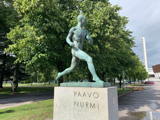 Paavo Nurmen patsas. Kuva: Olli Tamminen.