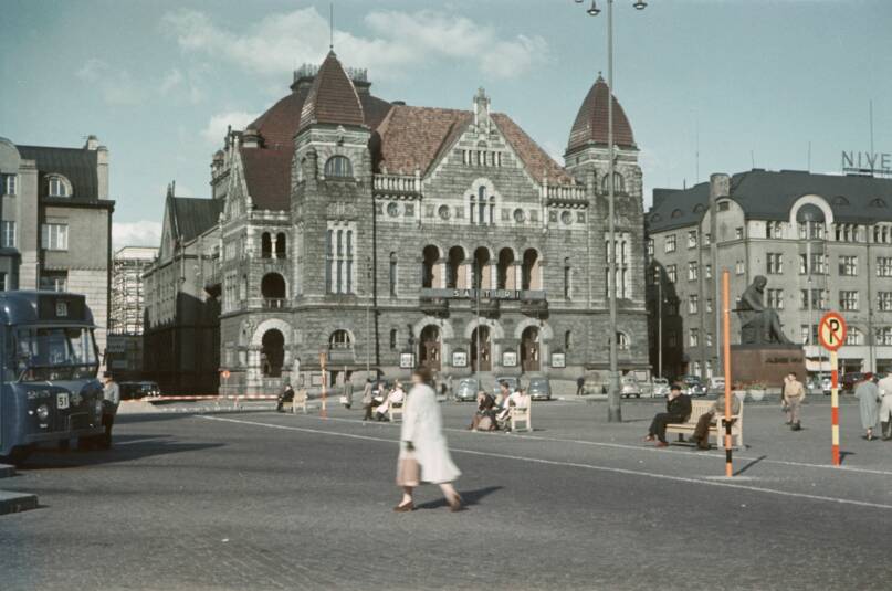 Suomen kansallisteatteri vuonna 1953. Kuva: Aukusti Tuhka, Museovirasto. CC BY 4.0