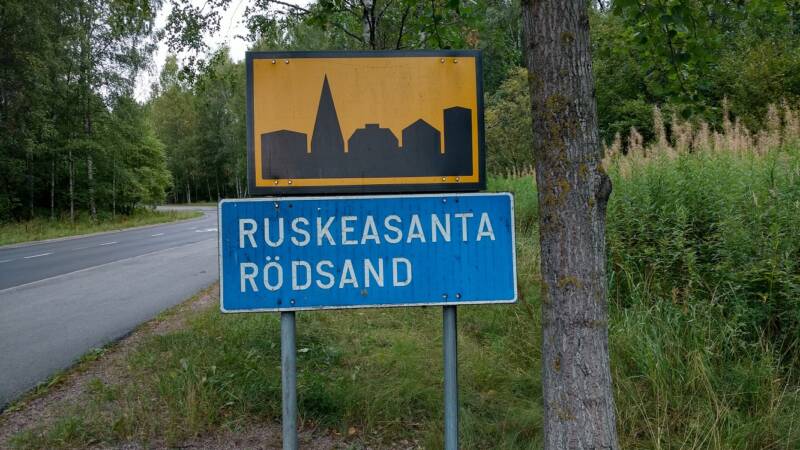 Ruskeasanta. Rödsand. Kuva: Ulla Onkamo.