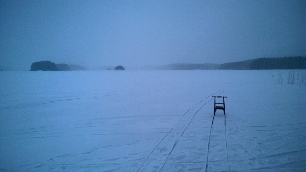 Järven jää (sininen hetki). Kuva: Vesa Heikkinen, Kotus.