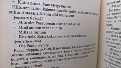Poistettuja kohtia. Kuva: Juhannustanssit. Otava.
