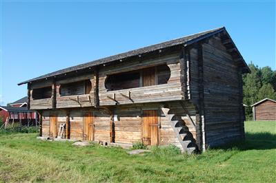 Luhtiaitta Riihipihan museoalueella Vuolijoella. Kuva: Elsa Hietala, Suomen maatalousmuseo Sarka.